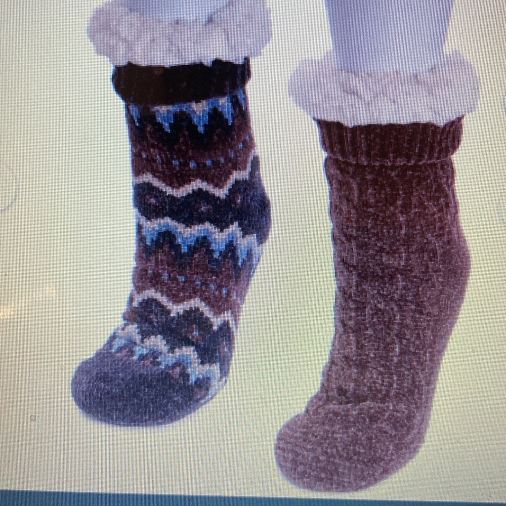 Muk Luks women’s tall rib, cuff, cabin socks, 2 pack - Picture 10 of 10